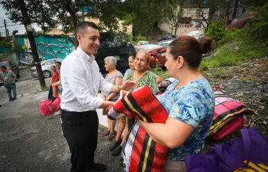 Colosio supervisa brigadas de apoyo por lluvias en zonas afectadas de Monterrey