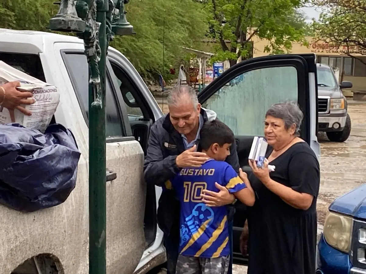 El secretario de Salud hace recorrido por áreas afectadas en los municipios afectados por la tormenta Alberto. Foto: redes sociales