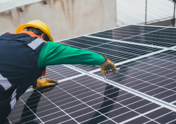 Se amplía programa de paneles solares en edificios públicos en BCS
