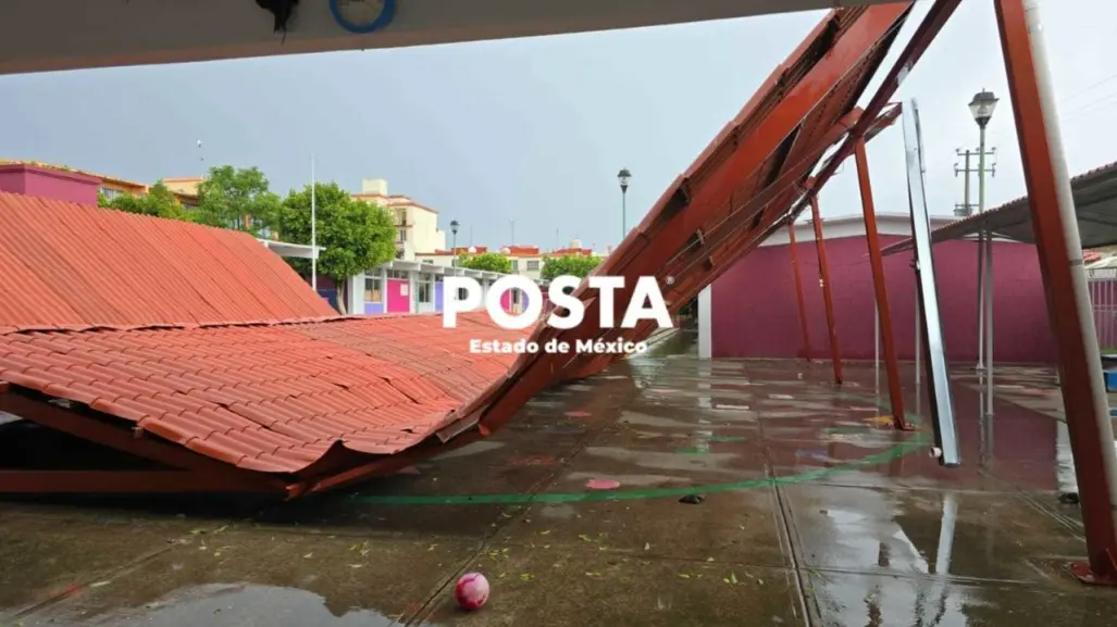 Bajo el agua diez comunidades en Tecámac (VIDEO)