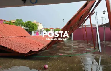 Bajo el agua diez comunidades en Tecámac (VIDEO)