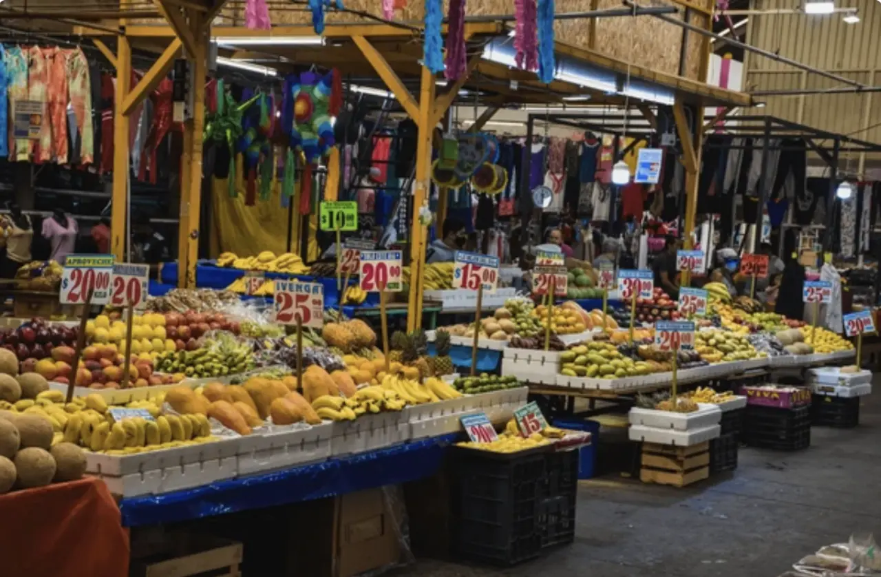 Venta de frutas y verduras. Foto: Eve Orea