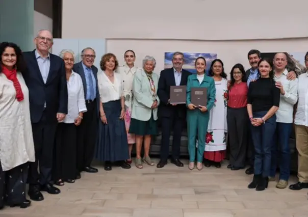 Claudia Sheinbaum recibe conclusiones de los Diálogos por la Transformación