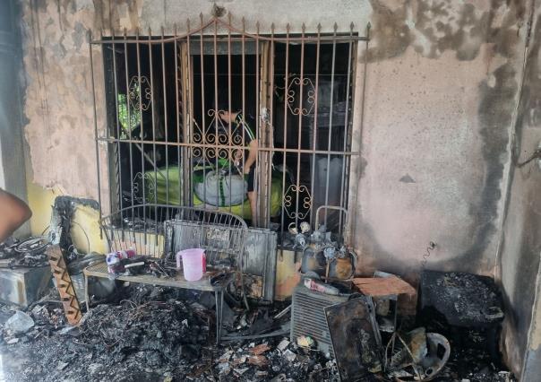 Familia  de Umán perdió todo su patrimonio por un incendio