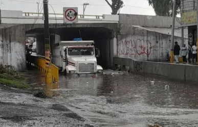 Se los lleva el agua en Tecámac y Tultitlán (VIDEO)