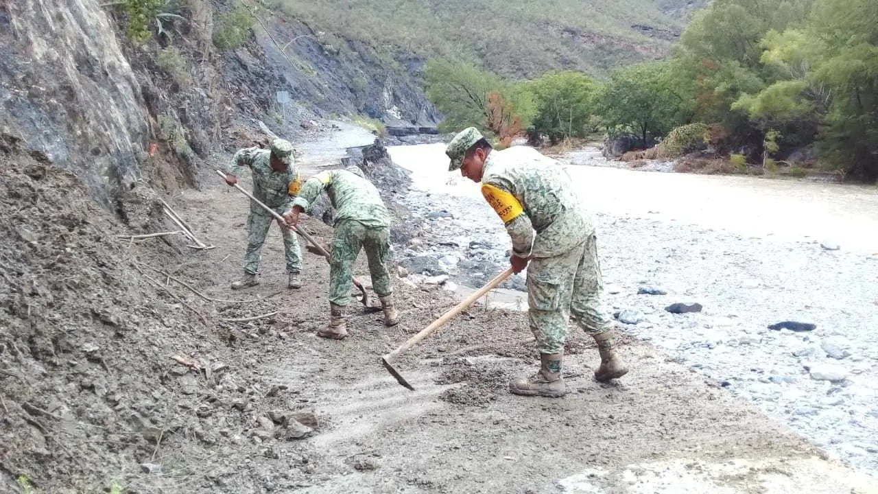 Activa Ejército mexicano el Plan DN-III-E tras lluvias por Alberto en Rayones