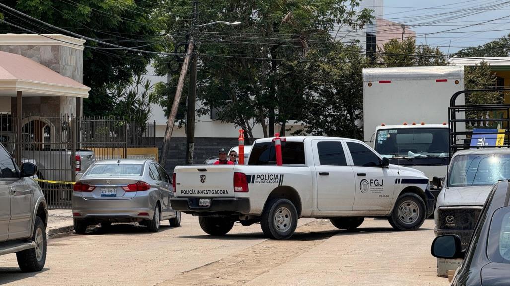 Abogado apuñala a su esposa en Madero; está prófugo