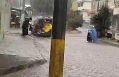 Bajo el agua Vía Morelos en Ecatepec..Otra vez (VIDEO)