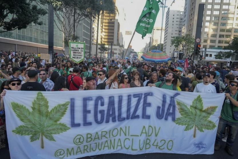 Corte Suprema de Brasil aprueba despenalización de marihuana