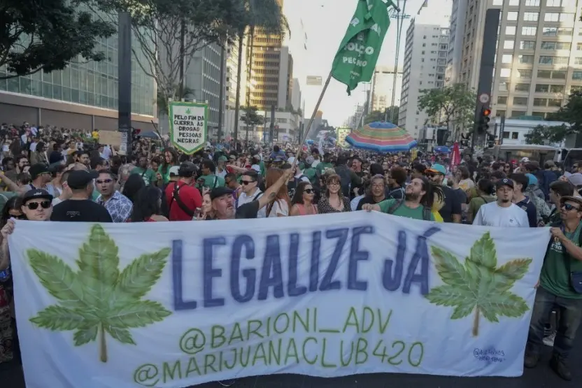 El Supremo Tribunal Federal de Brasil despenaliza la posesión de marihuana para uso personal. Foto. AP