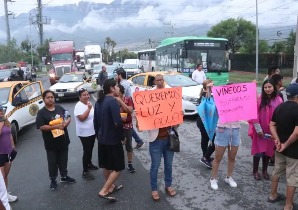 Bloquearán vecinos de Santa Catarina avenida por desabasto de agua