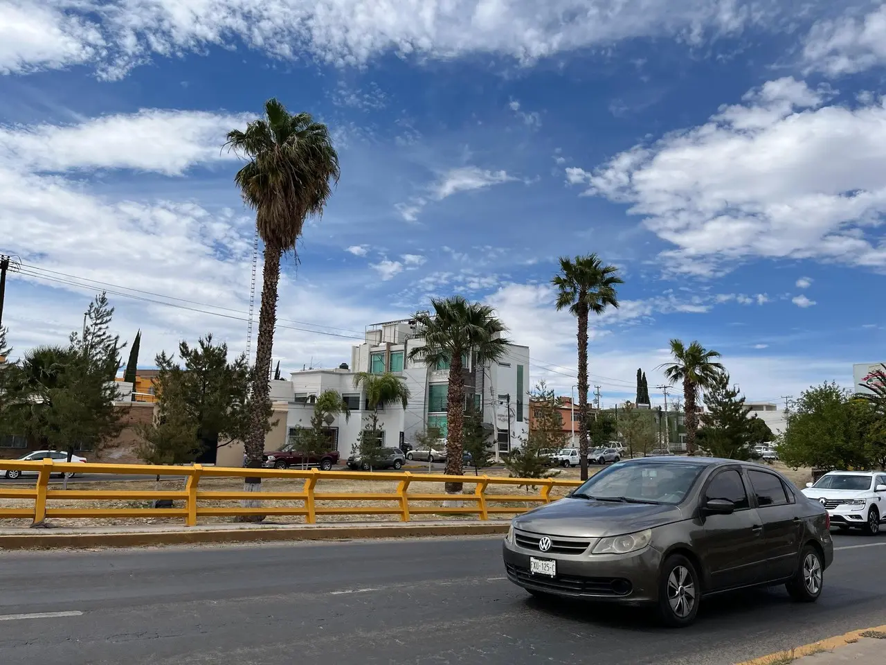 Los descuentos para el cambio de propietario de un vehículo, serán vigentes hasta el 31 de julio. Foto: Isaura Retana.