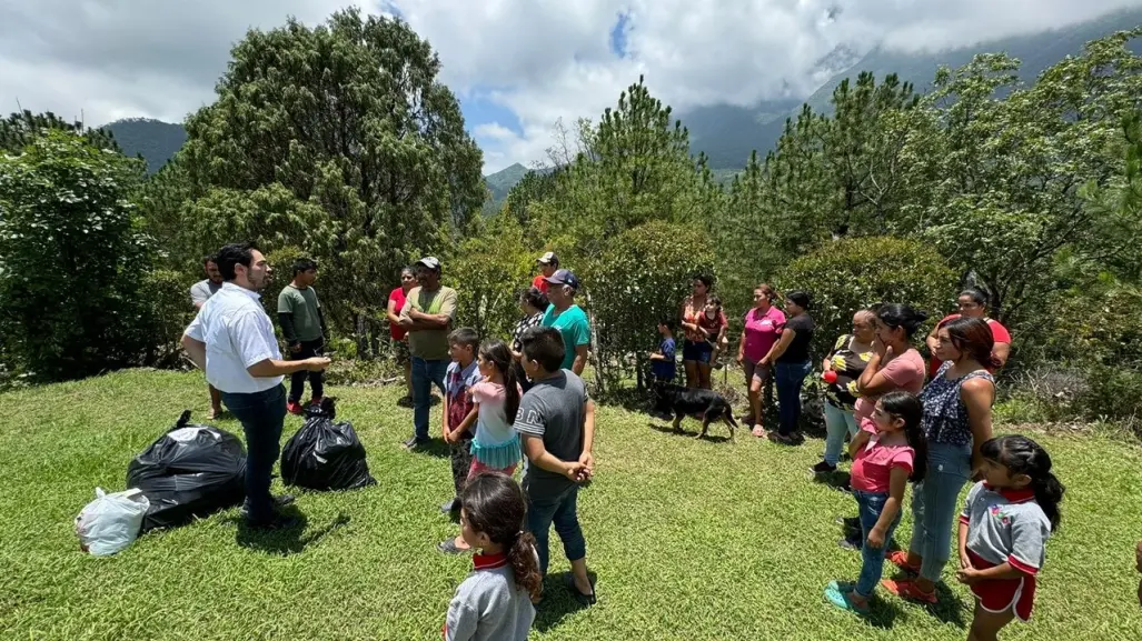 Llega Brigada médica a comunidades de la Sierra de Santiago