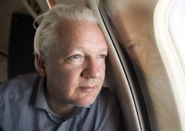 ¡Libre! Julian Assange, fundador de WikiLeaks (VIDEO)