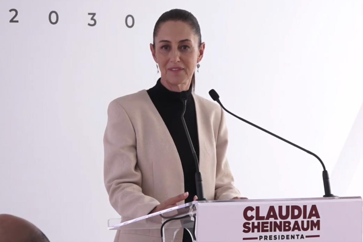 Claudia Sheinbaum presentó al titular de la nueva Agencia de Transformación Digital y Telecomunicaciones. Foto: Captura