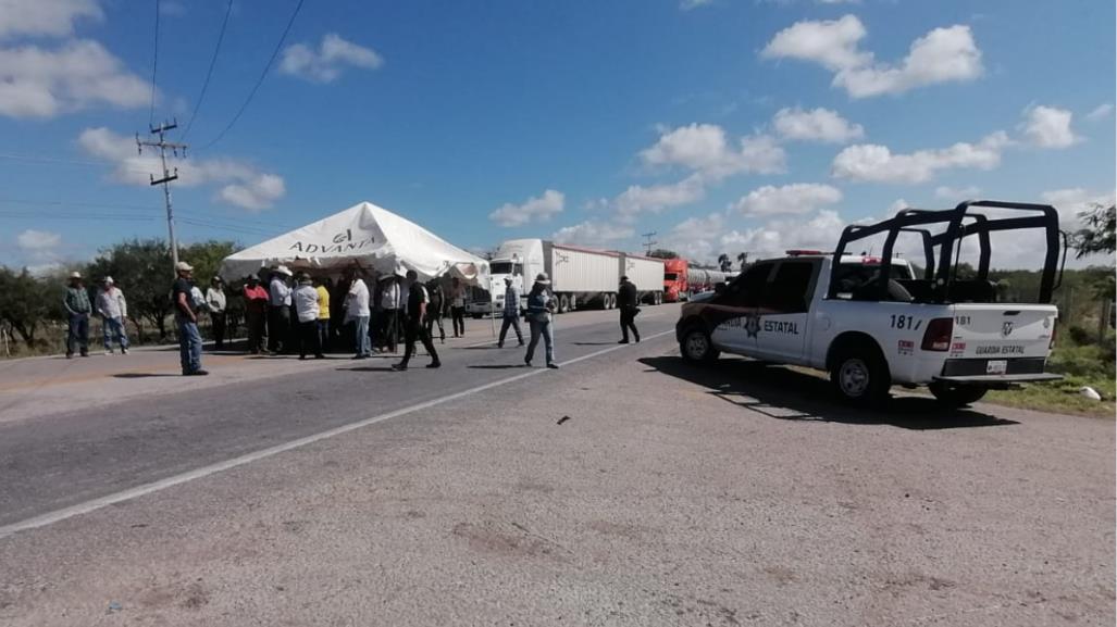 Agricultores de Tamaulipas vuelven a bloquear la carretera