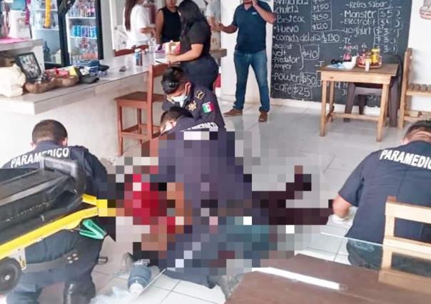 Trailero se desmaya mientras comía en una cafetería en la vía Mérida-Cancún