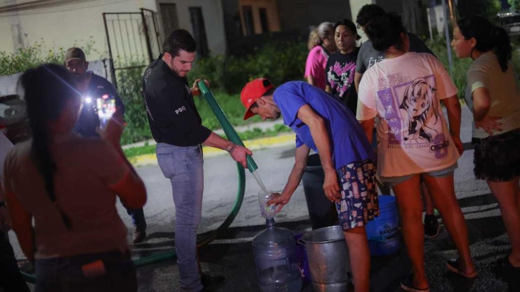 Alcalde de Pesquería implementa programa emergente de abastecimiento de agua