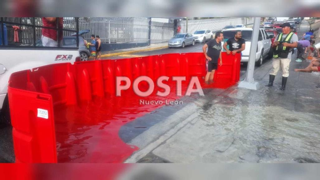 Aprovechan sampetrinos venero de agua (VIDEO)