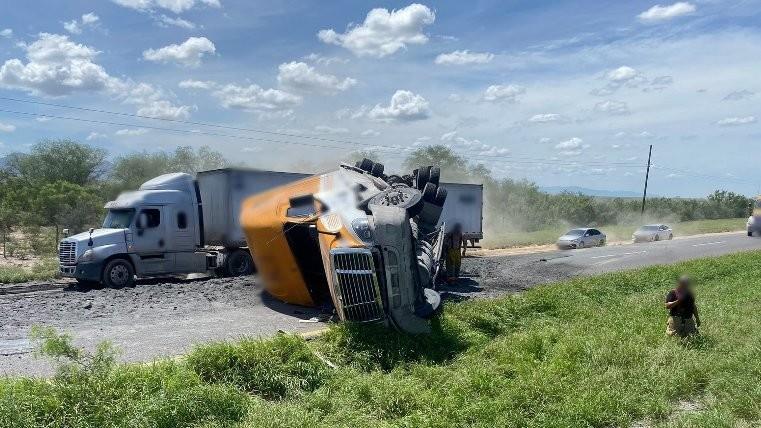 ¡Atención! Cierran parcialmente tramo de carretera Monclova-Piedras Negras