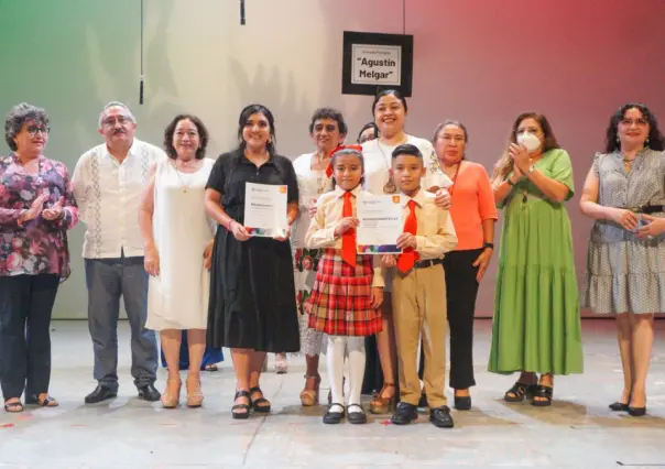 Escuela Primaria de Mérida gana Concurso de Interpretación del Himno Nacional