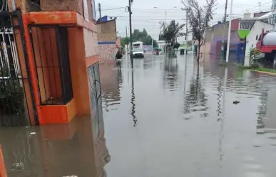 No da tregua la lluvia, ahora inunda Cuautitlán (VIDEO)