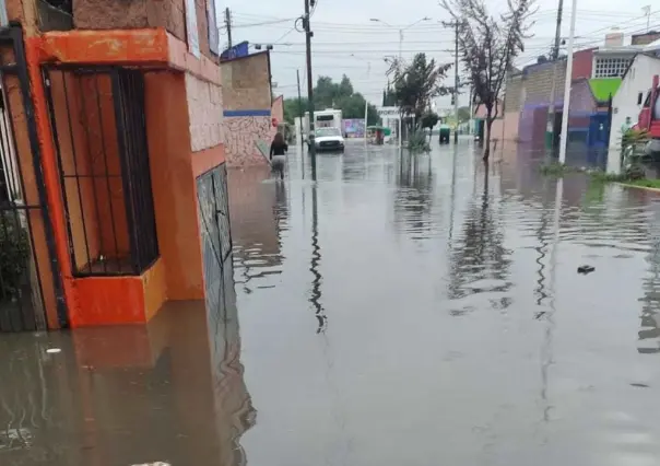 No da tregua la lluvia, ahora inunda Cuautitlán (VIDEO)