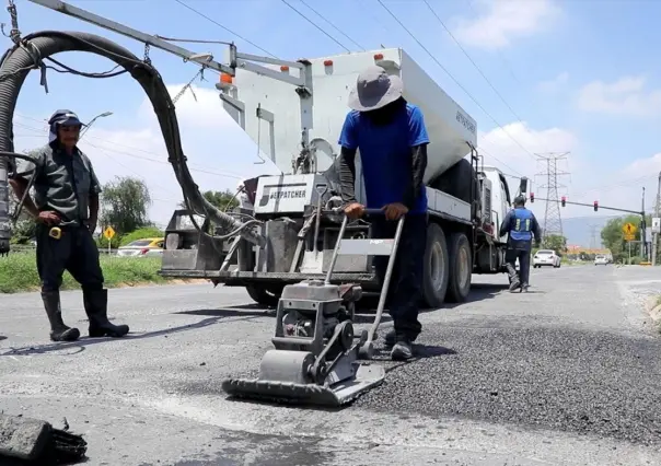 Gobierno de Escobedo realiza trabajos de pavimentación y bacheo tras las lluvias