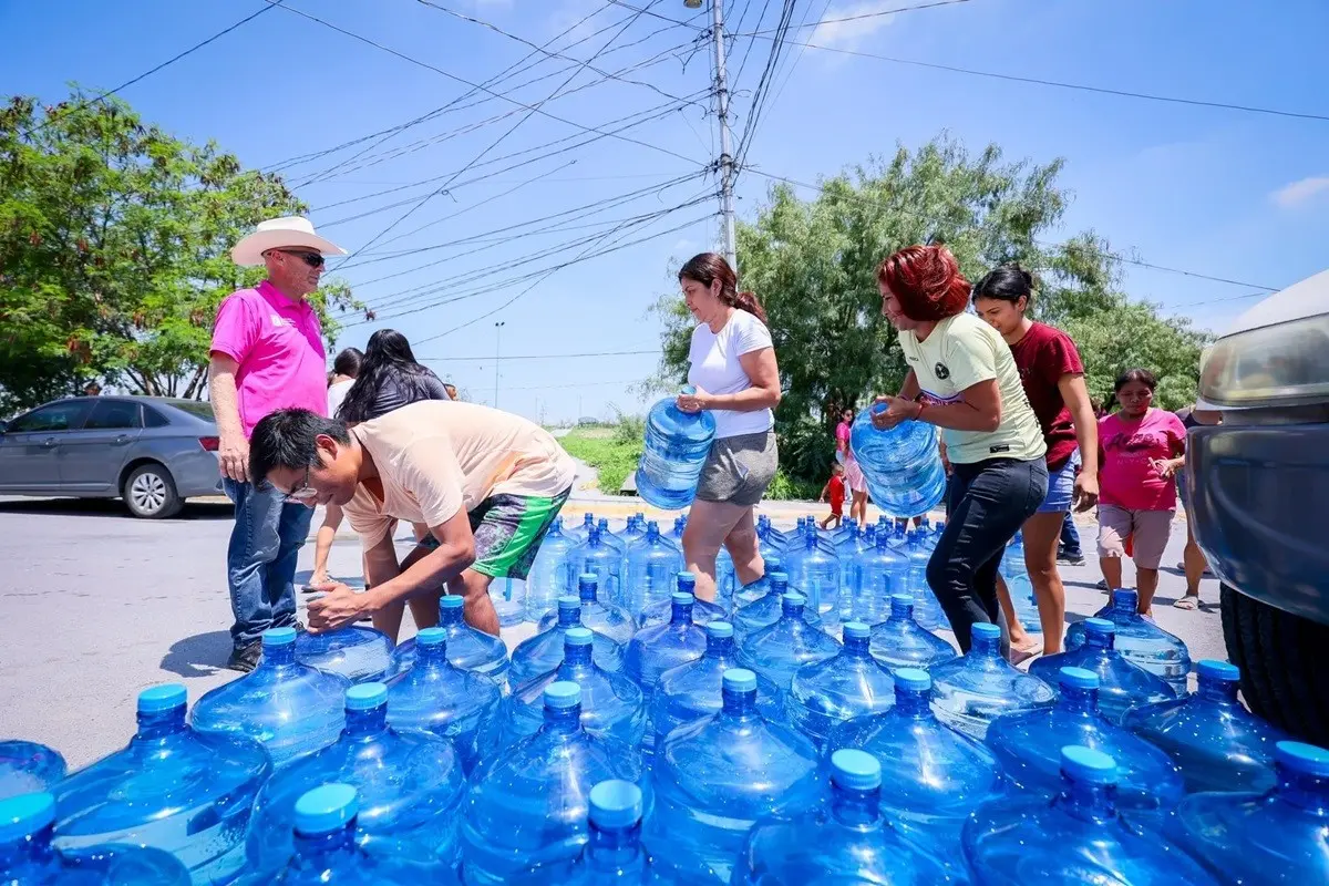 Secretaría de Igualdad e Inclusión entrega 852 mil litros de agua potable