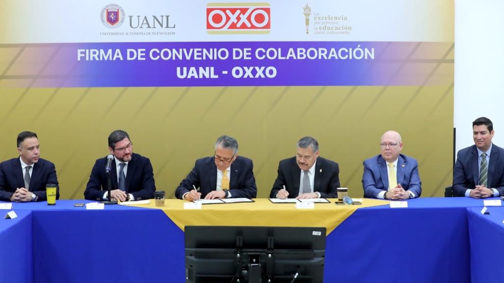 Impulso al talento universitario: convenio UANL-OXXO en Nuevo León