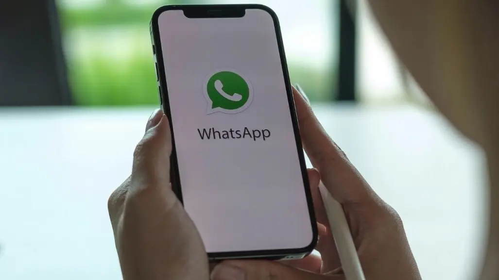 WhatsApp: Usuarios de redes sociales reportan fallas