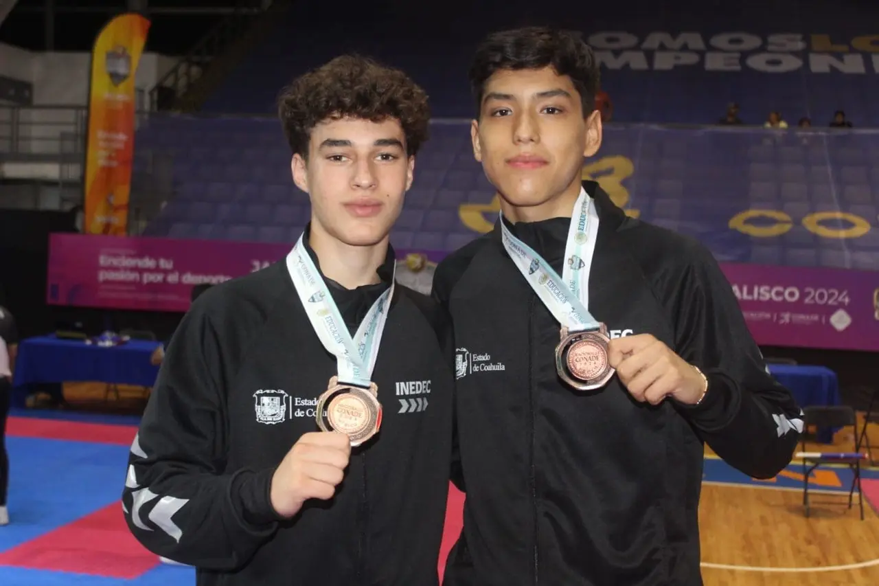 German Almiñana y Héctor Pérez, ganadores de bronce en Karate. Foto de INEDEC.