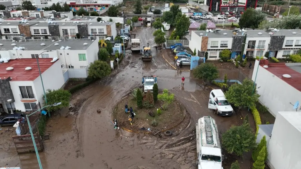 Afectan inundaciones 650 familias en Chalco