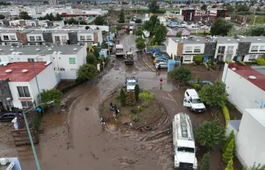 Afectan inundaciones 650 familias en Chalco