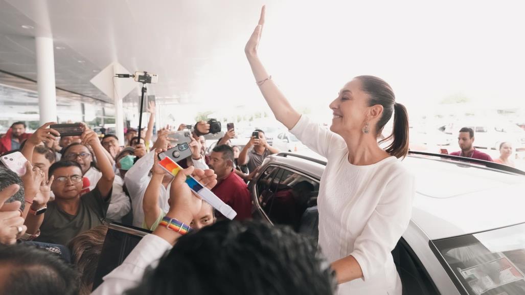 Claudia Sheinbaum llega a Mérida para iniciar su gira por el sureste mexicano