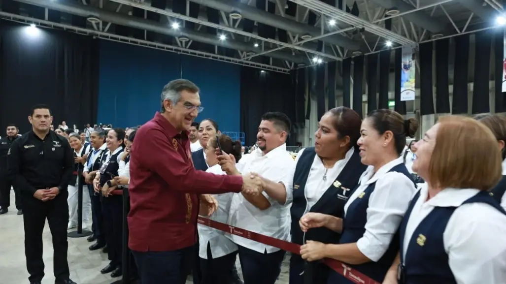 Reconoce Américo labor del personal de enfermería: es la profesión más humanista