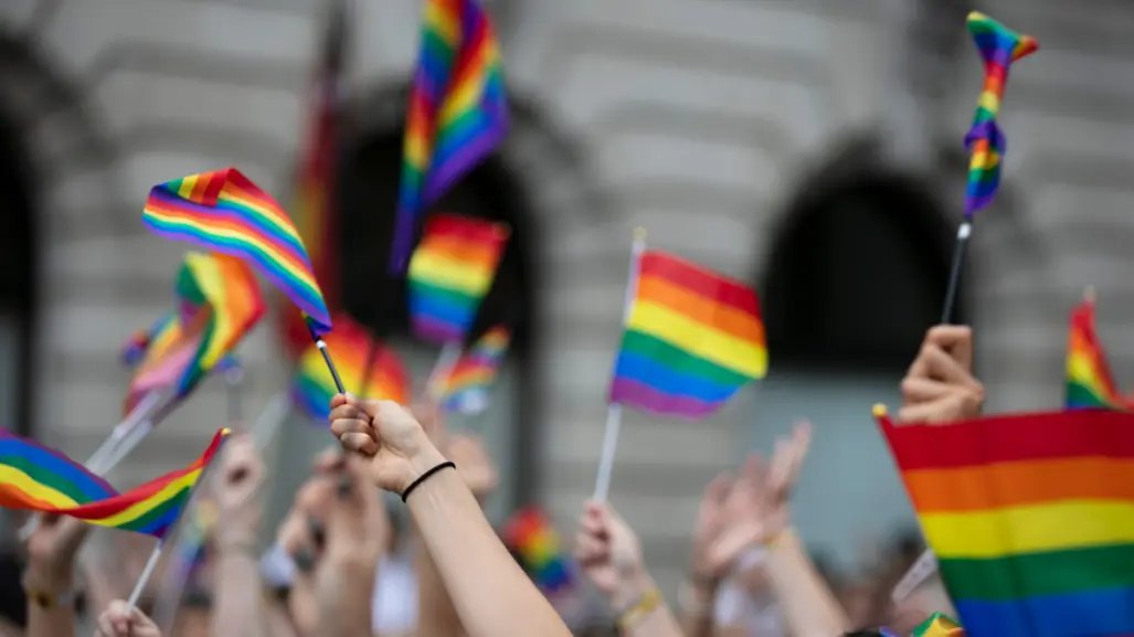 Marcha LGBT en CDMX: Metro, Metrobús y calles cerradas