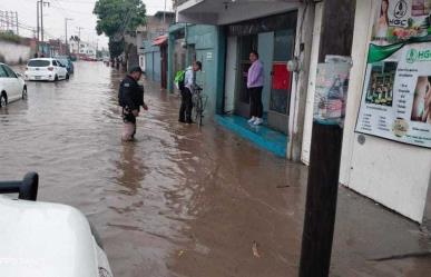 Equipos desplegados en Chimalhuacán para limpieza tras lluvias