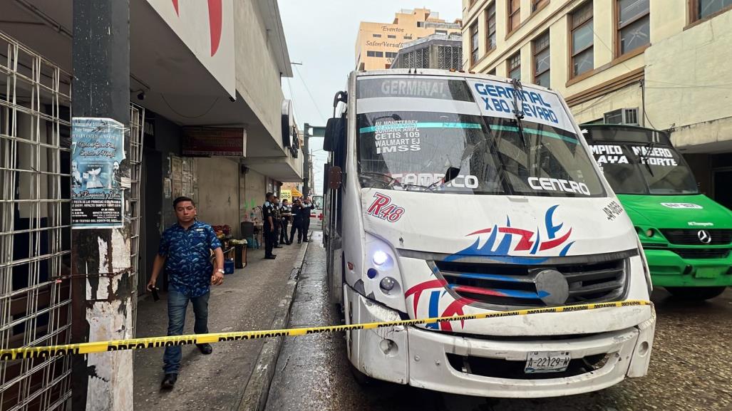 Muere al ser arrollada por un microbús y su responsable huye