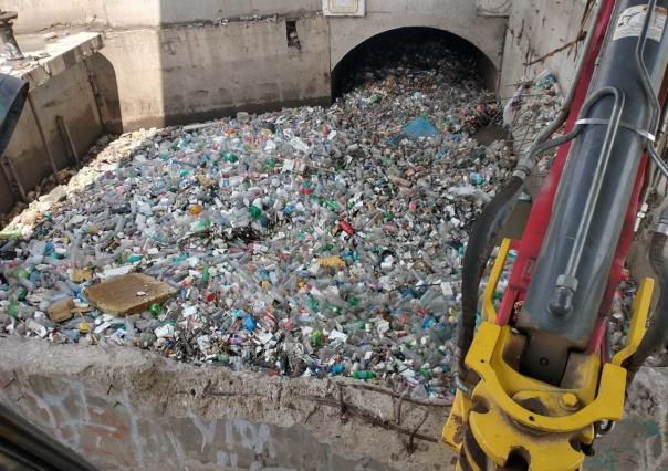 Basura, el aliado de las inundaciones; retira CAEM 657 toneladas de desechos