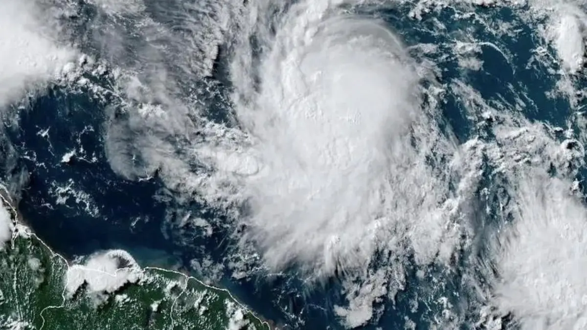 Beryl podría intensificarse en las próximas horas Foto: Especial