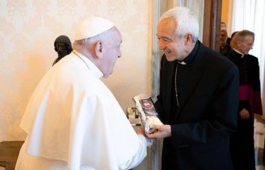 Papa Francisco prueba café veracruzano, le llevó el Arzobispo de Xalapa