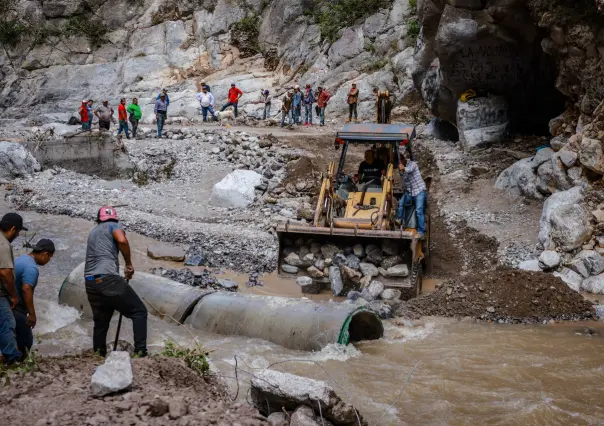 Labores de reconstrucción en la sierra de Santiago, Nuevo León