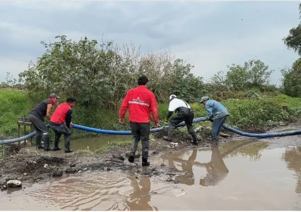 Avanza limpieza en municipios afectados por inundaciones en Edomex