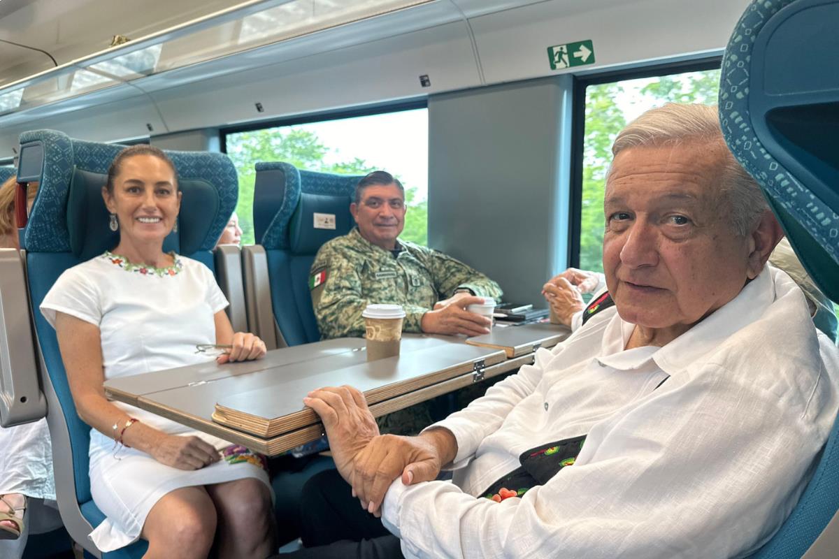 Satisfactoria gira de Claudia con AMLO por el sureste de México. Foto: @Claudiashein