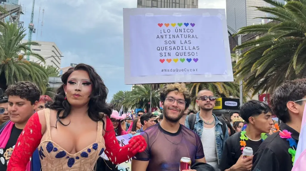 Celebran prohibición de terapias de conversión durante Marcha del Orgullo 2024