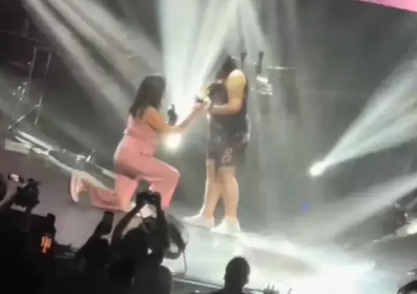 ¡Sorpresa! Pareja se compromete en el escenario durante concierto de Paty Cantú