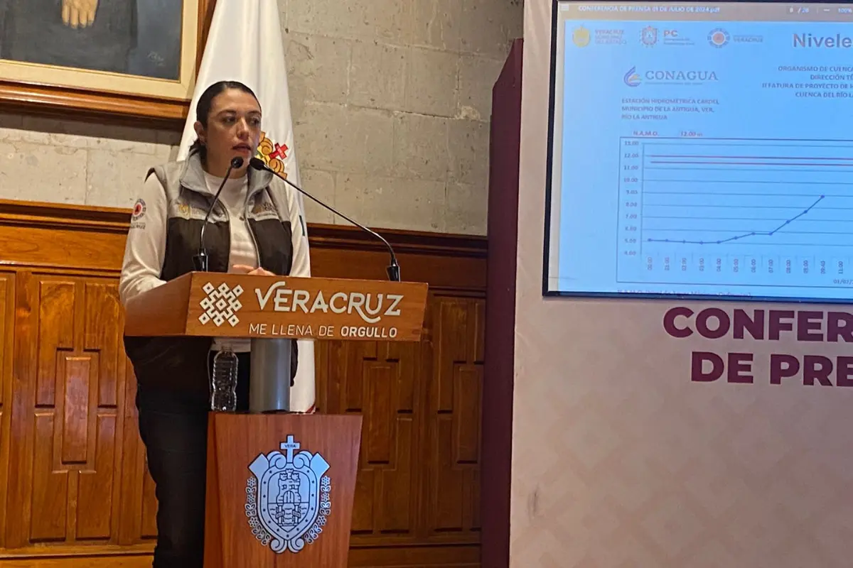 Guadalupe Osorno Maldonado, secretaria de Protección Civil de Veracruz, en conferencia de prensa del lunes 1 de julio de 2024. Foto: Rosalinda Morales