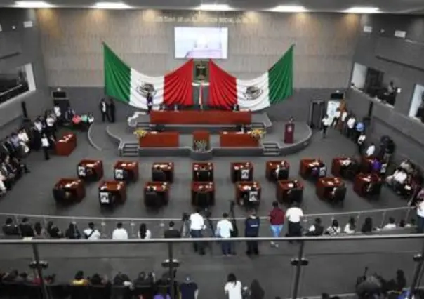 Tema prioritario el análisis sobre la permanencia de Fiscal de Morelos: Morena