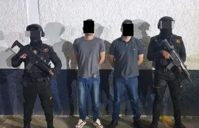 Detienen a dos hombres armados y con droga en Apodaca